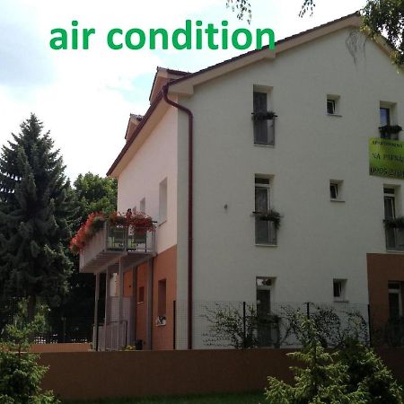 Park - Apartmany Na Prenajom Nové Mesto nad Váhom المظهر الخارجي الصورة