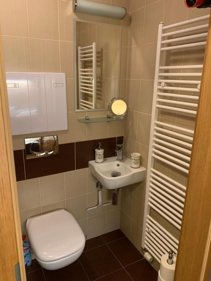 Park - Apartmany Na Prenajom Nové Mesto nad Váhom المظهر الخارجي الصورة
