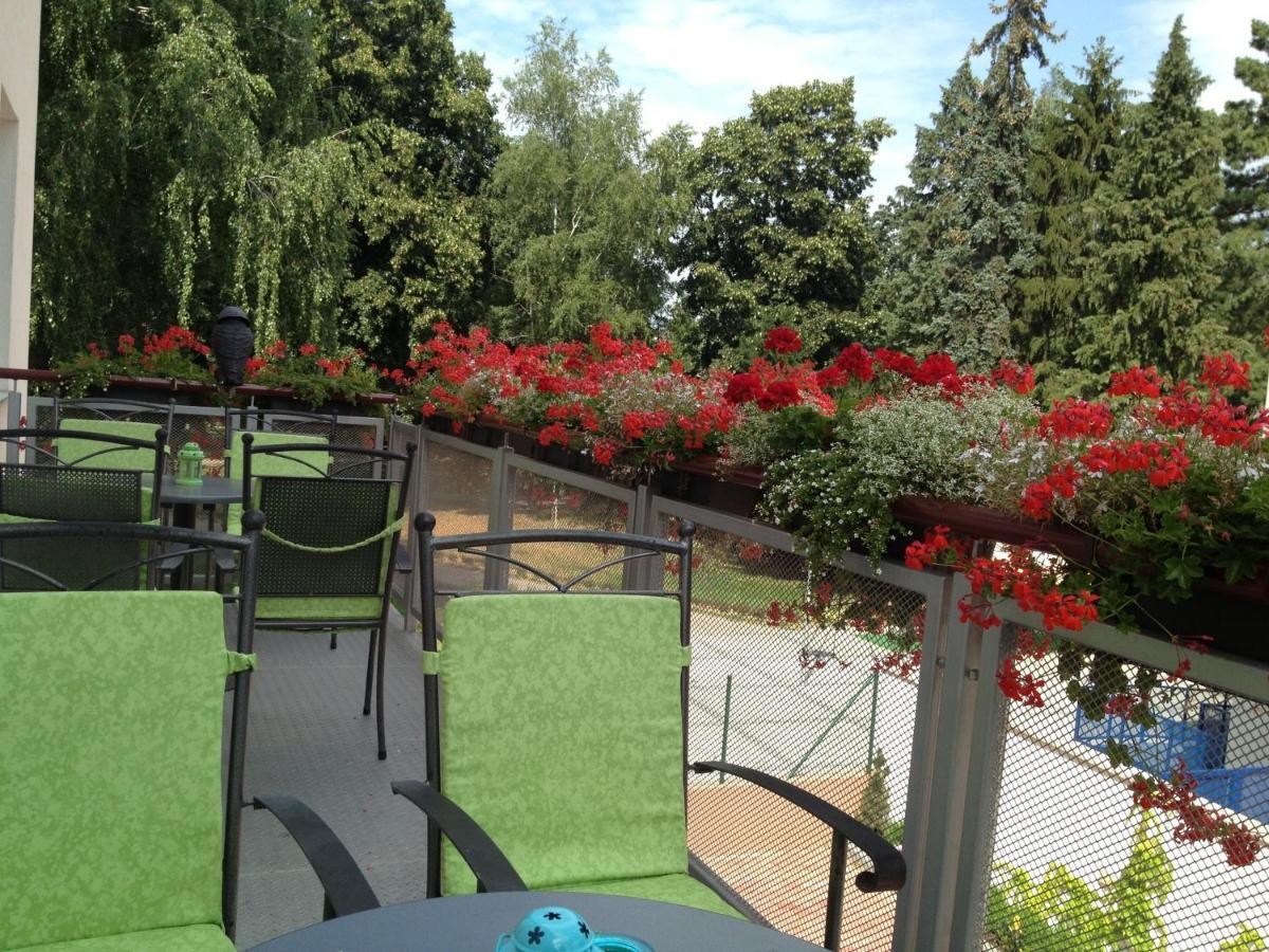 Park - Apartmany Na Prenajom Nové Mesto nad Váhom الغرفة الصورة